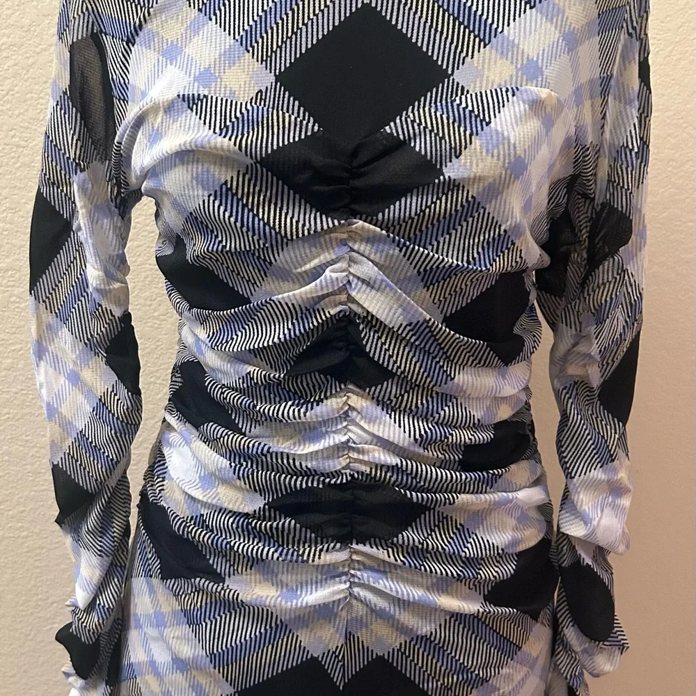 Diane von Furstenberg
Mesh Dress.  Color: Sutton Check Black.  Size:L - Picture 4 of 5